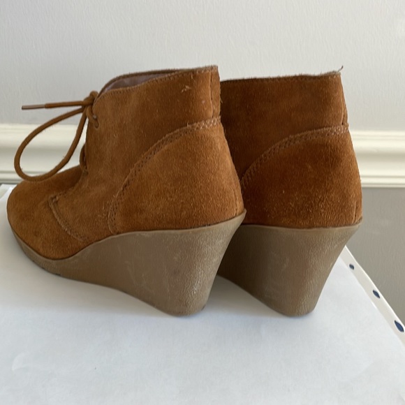 Target Suede Brown Wedge Booties Lace-Up Size 7 - Picture 5 of 11